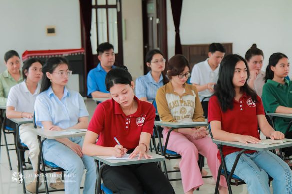 sinh viên thiên phúc tĩnh tâm mùa chay 2025