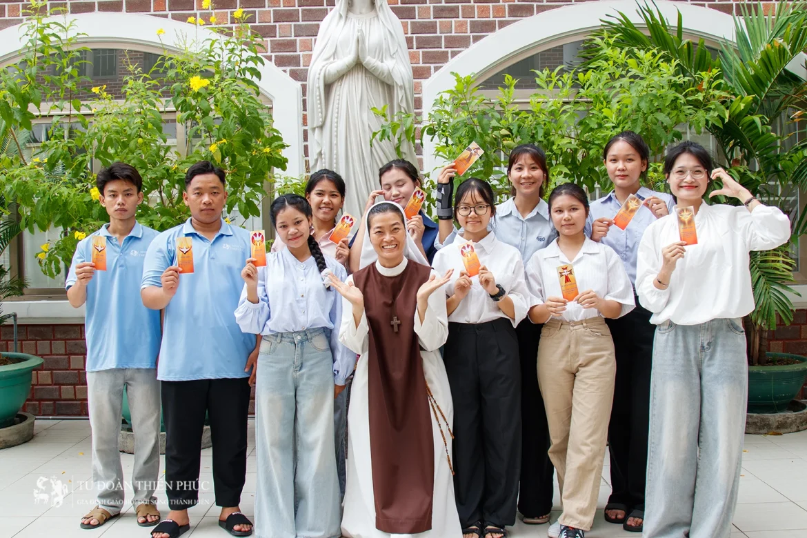 giới thiệu và tuyển sinh ơn gọi tu đoàn thiên phúc
